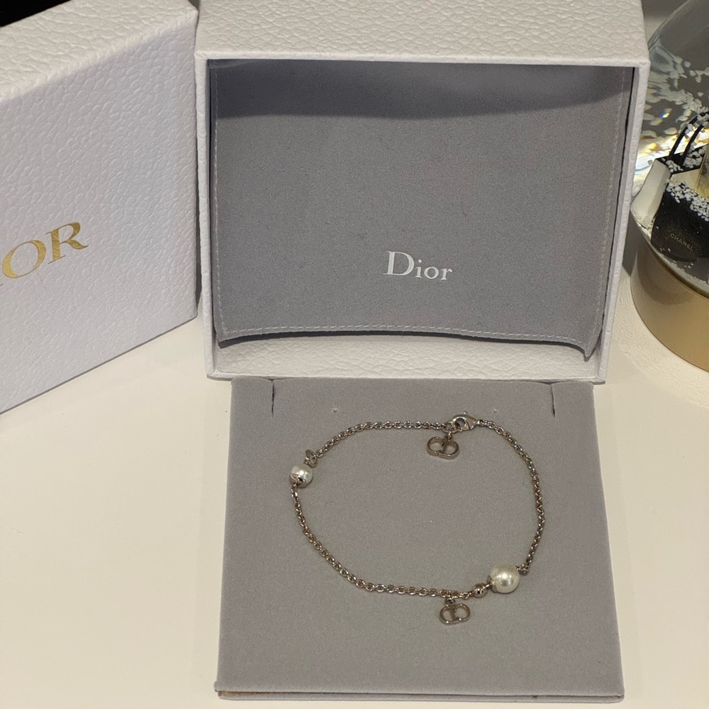 Faux Pearl 'La Petite Tribale' Charm Bracelet w/ Box